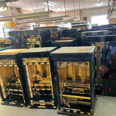 自社倉庫で一時保管